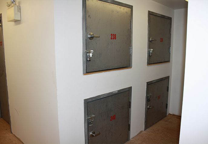 Thomson small lockers